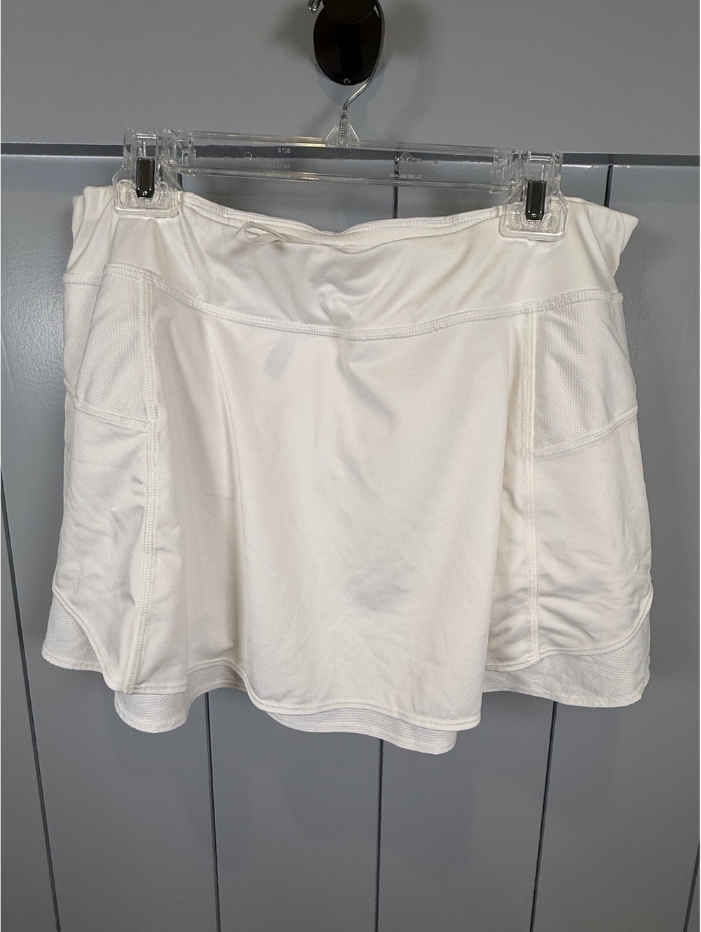 Athleta White Athletic Skort with Inner Shorts Zip Pocket, Size XL Preppy Tennis